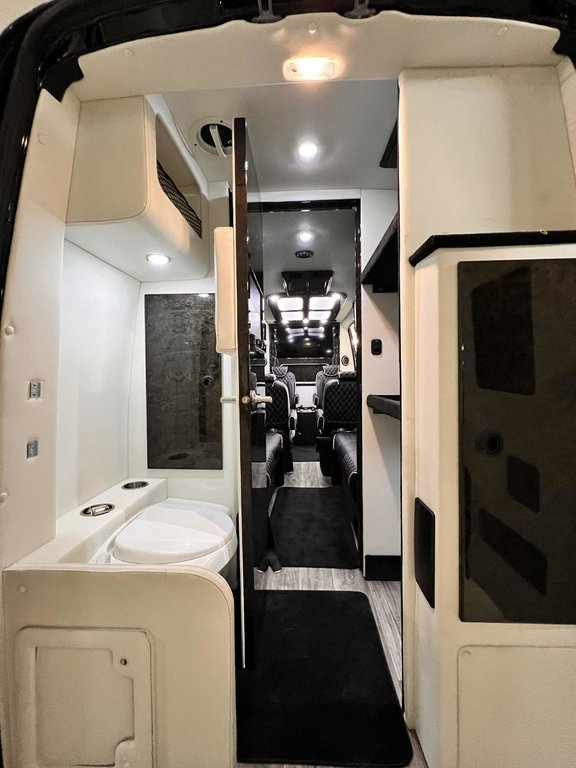 2021 Mercedes-Benz Sprinter Cargo Van in Quebec, Quebec - 15 - w1024h768px