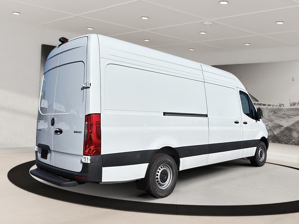 2024 Mercedes-Benz Sprinter Cargo Van in Quebec, Quebec - 7 - w1024h768px