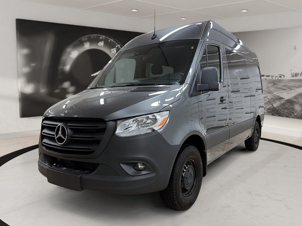 Mercedes-Benz Sprinter Crew Van  2023 à Québec, Québec - 1 - w1024h768px