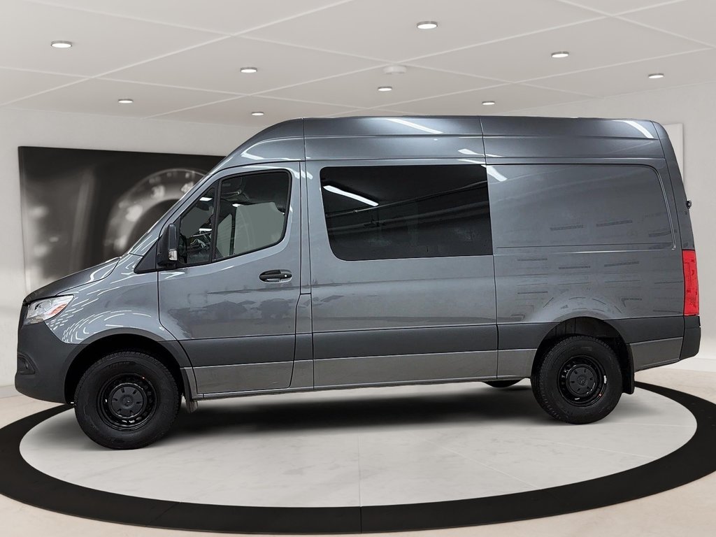 Mercedes-Benz Sprinter Crew Van  2023 à Québec, Québec - 9 - w1024h768px