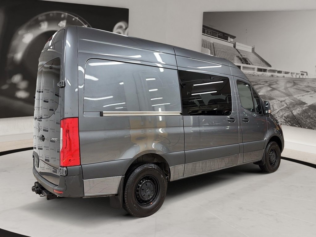 Mercedes-Benz Sprinter Crew Van  2023 à Québec, Québec - 4 - w1024h768px