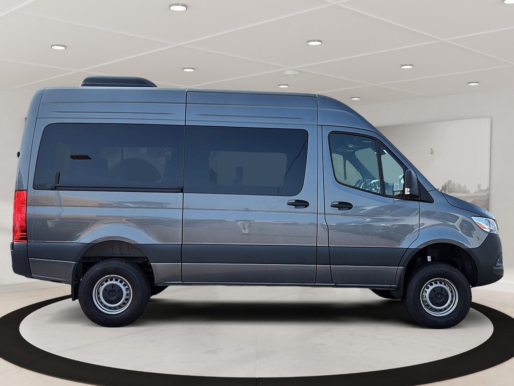 2025 Mercedes-Benz Sprinter Passenger Van in Quebec, Quebec - 4 - w1024h768px