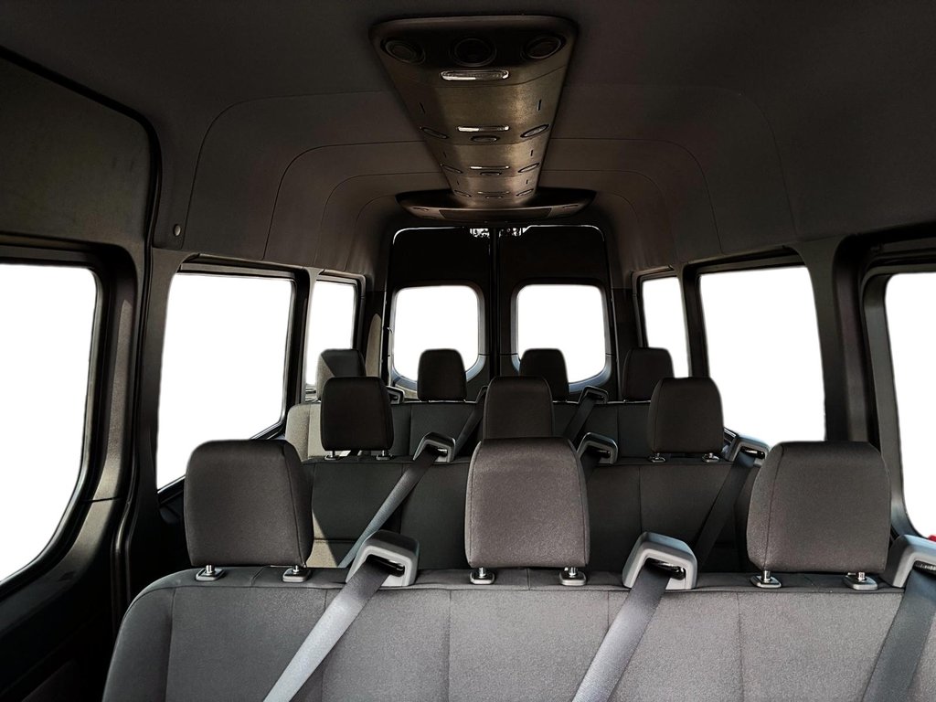 2025 Mercedes-Benz Sprinter Passenger Van in Quebec, Quebec - 12 - w1024h768px