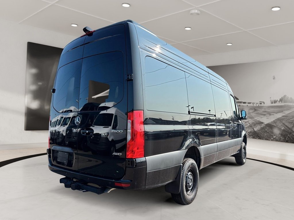 2025 Mercedes-Benz Sprinter Passenger Van in Quebec, Quebec - 5 - w1024h768px