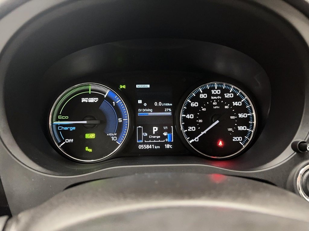 2022 Mitsubishi OUTLANDER PHEV in Quebec, Quebec - 19 - w1024h768px