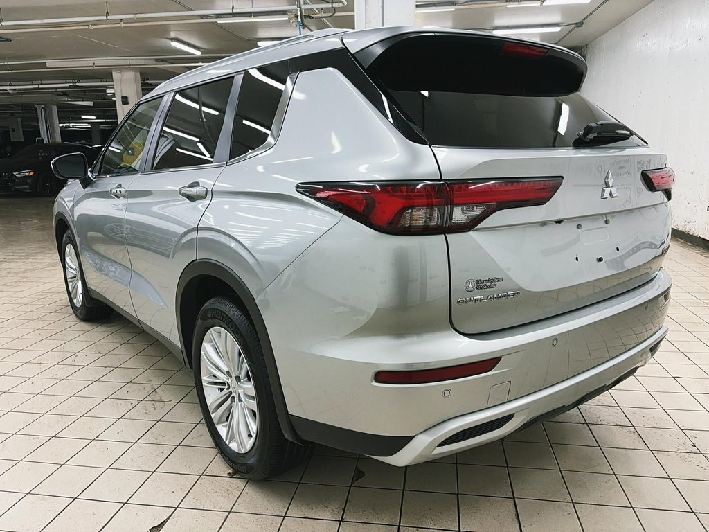 2022 Mitsubishi Outlander in Quebec, Quebec - 8 - w1024h768px