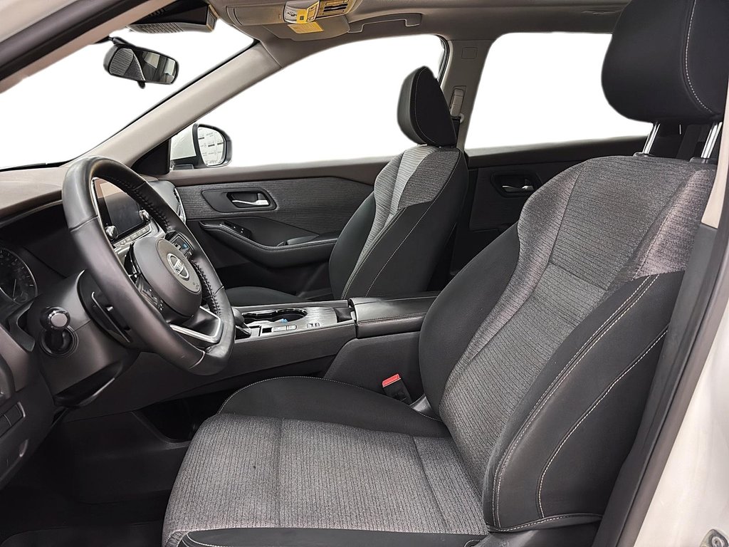 2021 Nissan Rogue in Quebec, Quebec - 10 - w1024h768px