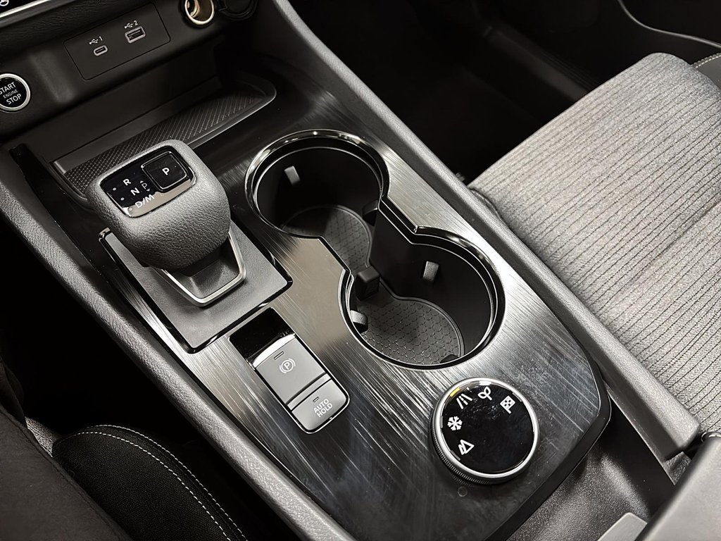 2023 Nissan Rogue in Quebec, Quebec - 16 - w1024h768px
