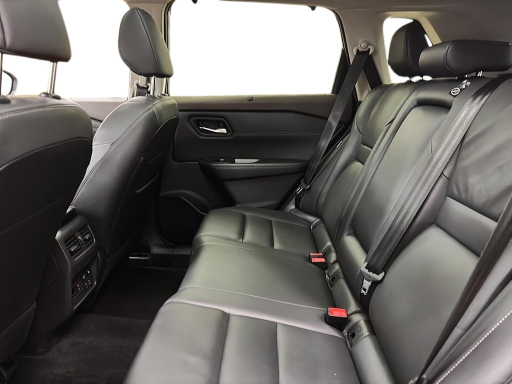 2023 Nissan Rogue in Quebec, Quebec - 7 - w1024h768px