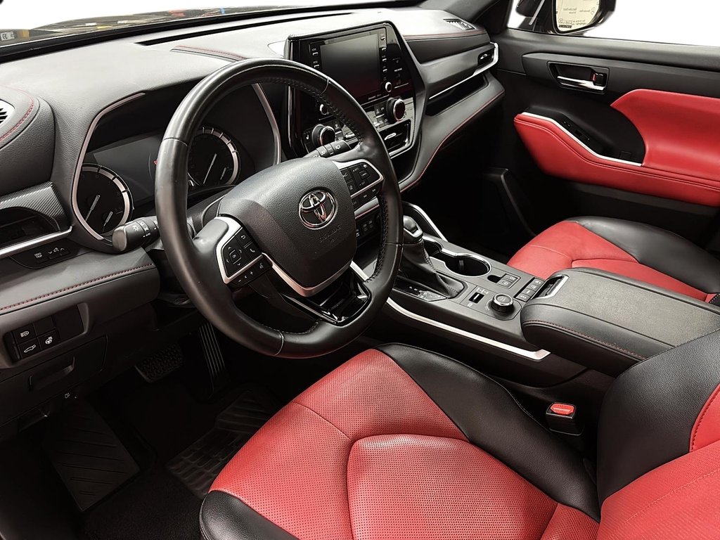 Toyota Highlander  2022 à Québec, Québec - 7 - w1024h768px