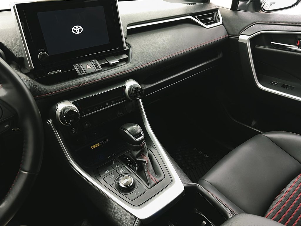 2023 Toyota RAV4 Prime in Quebec, Quebec - 12 - w1024h768px