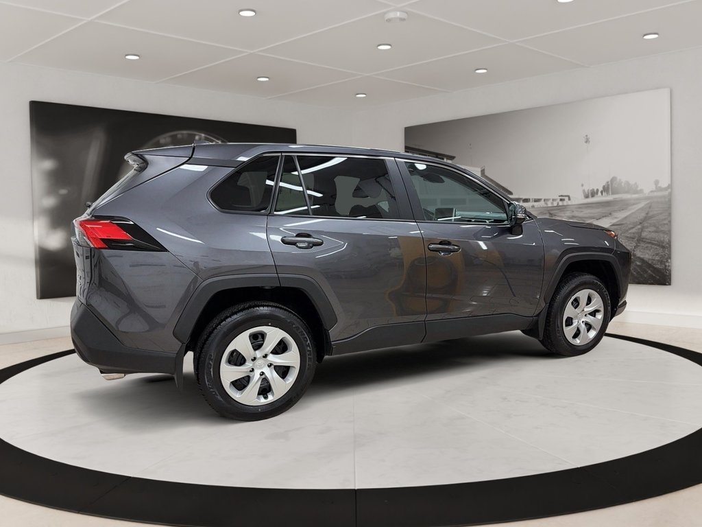 2024 Toyota RAV4 in Quebec, Quebec - 4 - w1024h768px