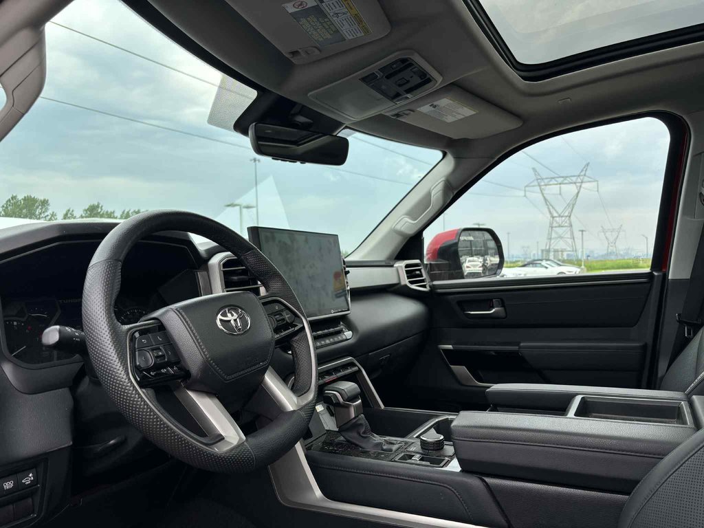 2023 Toyota Tundra in Quebec, Quebec - 8 - w1024h768px