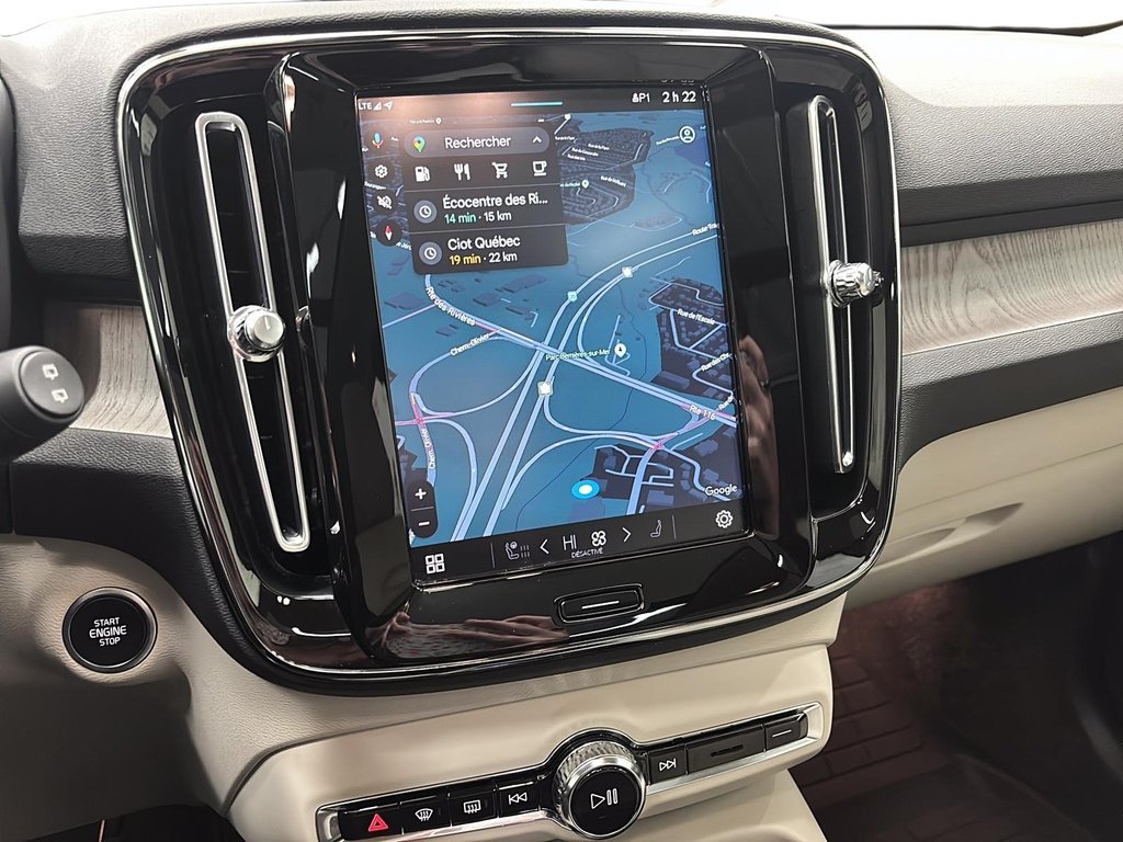 Volvo XC40  2023 à Québec, Québec - 12 - w1024h768px