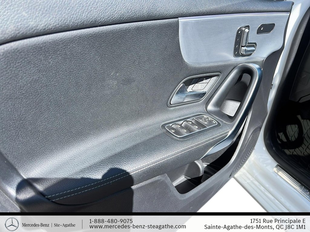 Mercedes-Benz A250 4MATIC Hatch 2022 à Charlemagne, Québec - 11 - w1024h768px