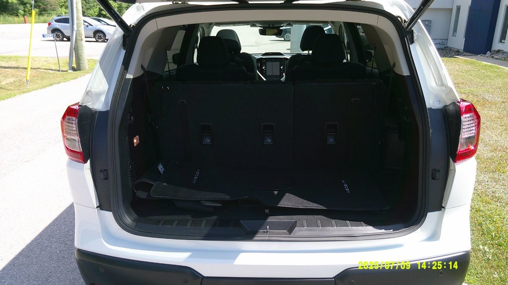 2023 Subaru ASCENT Limited in Minden, Ontario - 7 - w1024h768px