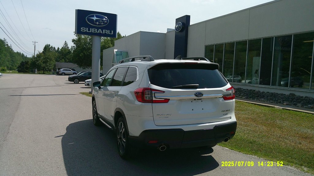 2023 Subaru ASCENT Limited in Minden, Ontario - 3 - w1024h768px