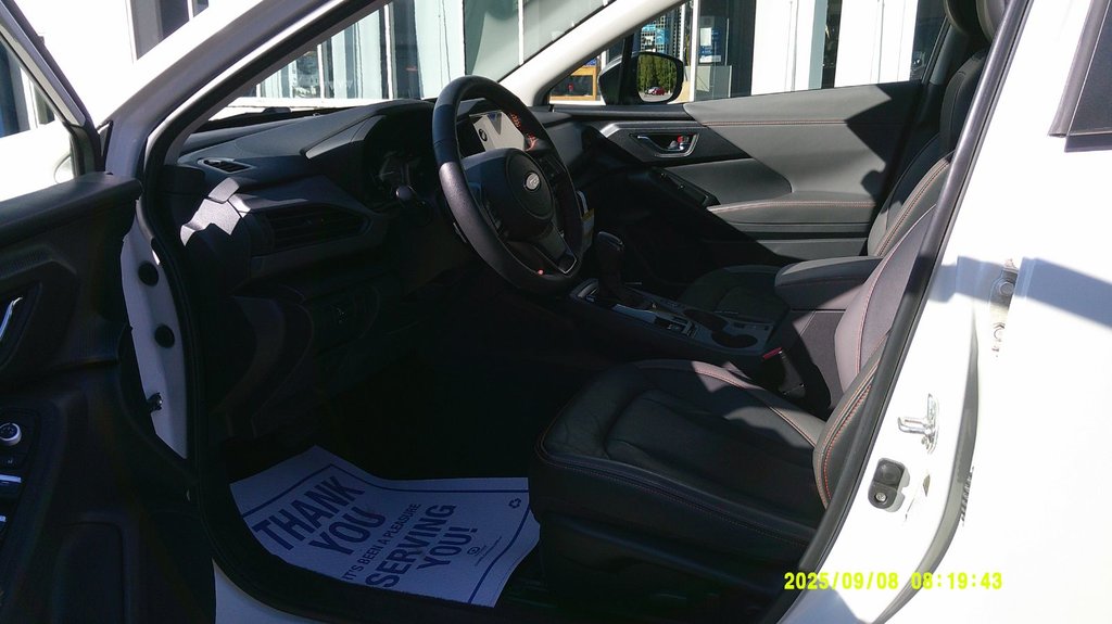 2024 Subaru Crosstrek Limited in Minden, Ontario - 5 - w1024h768px
