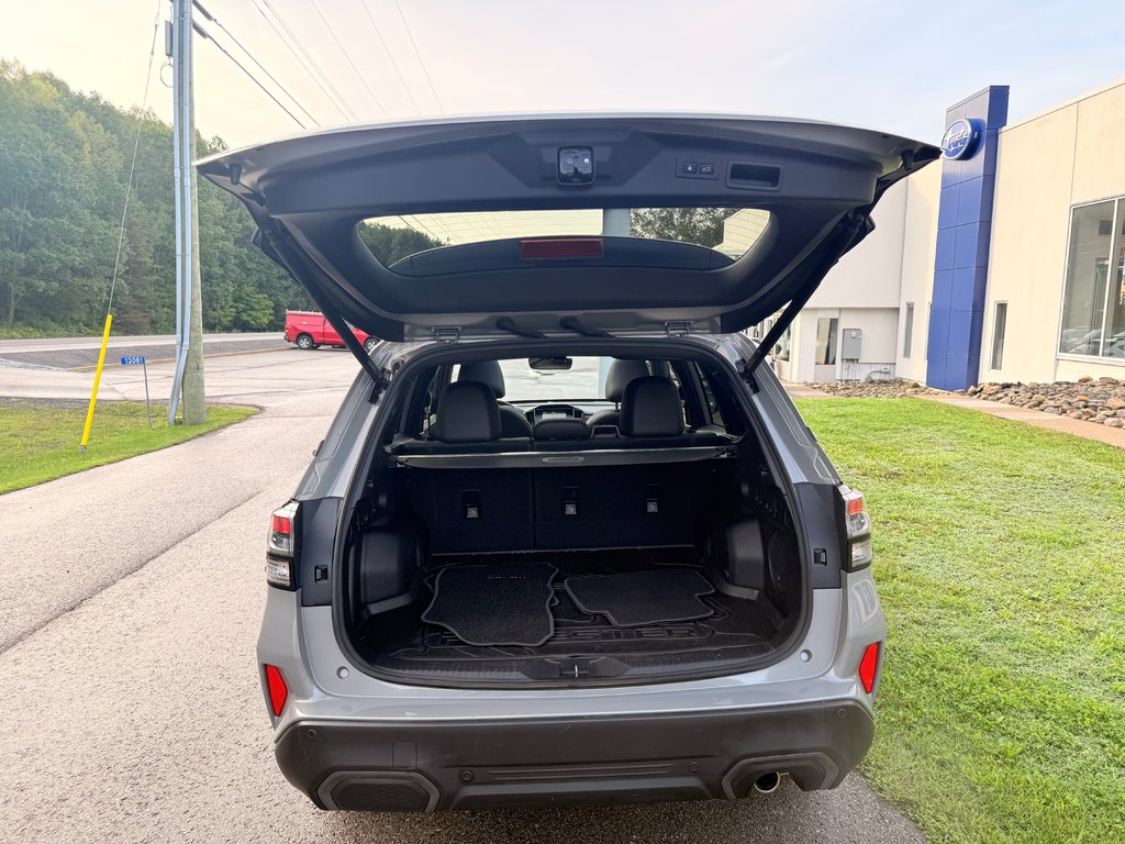2025 Subaru Forester Limited in Minden, Ontario - 5 - w1024h768px