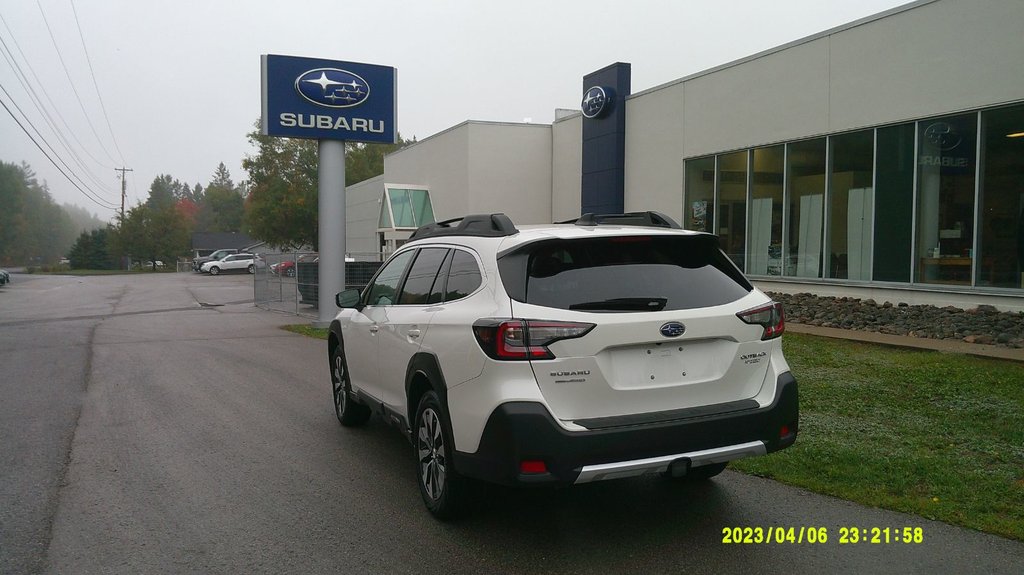 2025 Subaru Outback Limited in Minden, Ontario - 3 - w1024h768px