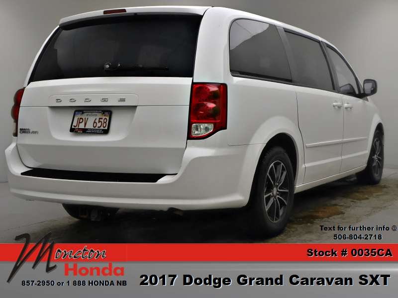 2017 Dodge Grand Caravan SXT in Saint John, New Brunswick - 6 - w1024h768px