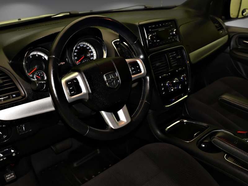 2017 Dodge Grand Caravan SXT in Saint John, New Brunswick - 17 - w1024h768px