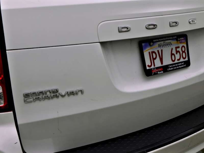 2017 Dodge Grand Caravan SXT in Saint John, New Brunswick - 11 - w1024h768px