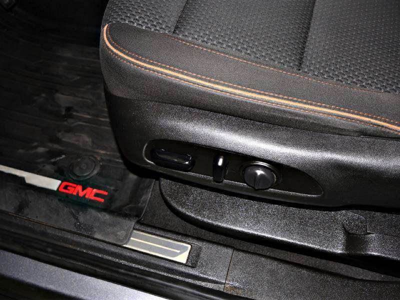2021 GMC Acadia in Antigonish, Nova Scotia - 21 - w1024h768px
