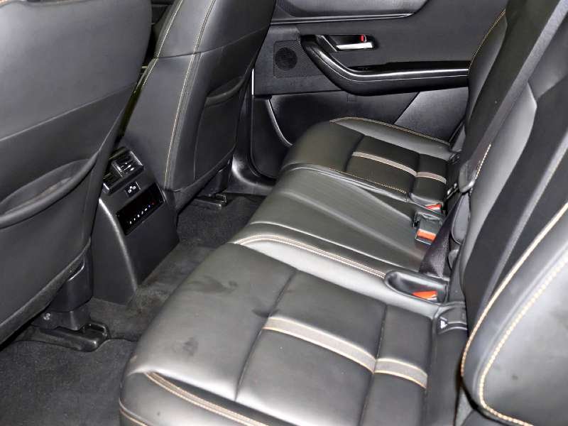 2025 Mazda CX-70 MHEV in Antigonish, Nova Scotia - 16 - w1024h768px