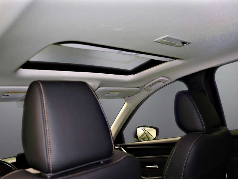 2025 Mazda CX-70 MHEV in Antigonish, Nova Scotia - 17 - w1024h768px