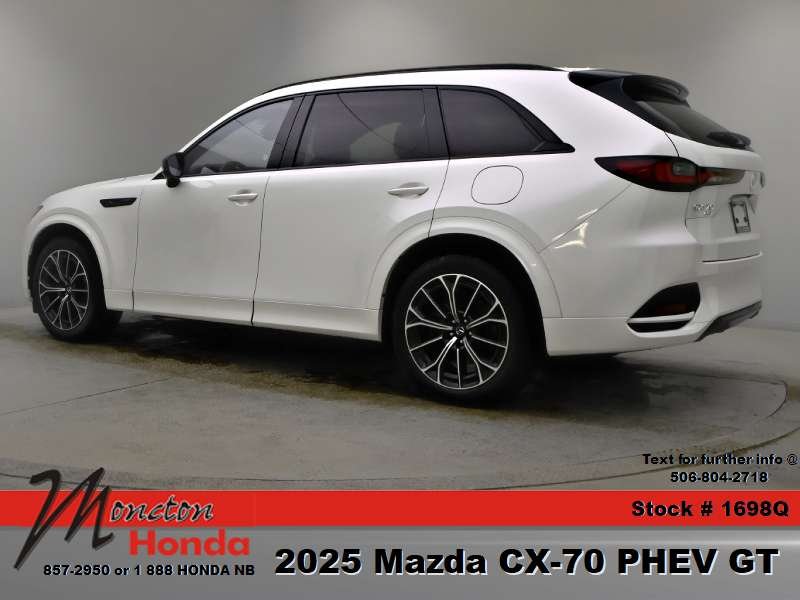 2025 Mazda CX-70 PHEV in Antigonish, Nova Scotia - 4 - w1024h768px