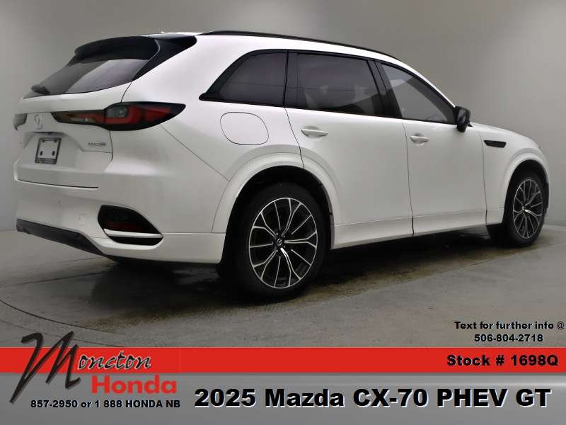 2025 Mazda CX-70 PHEV in Antigonish, Nova Scotia - 6 - w1024h768px
