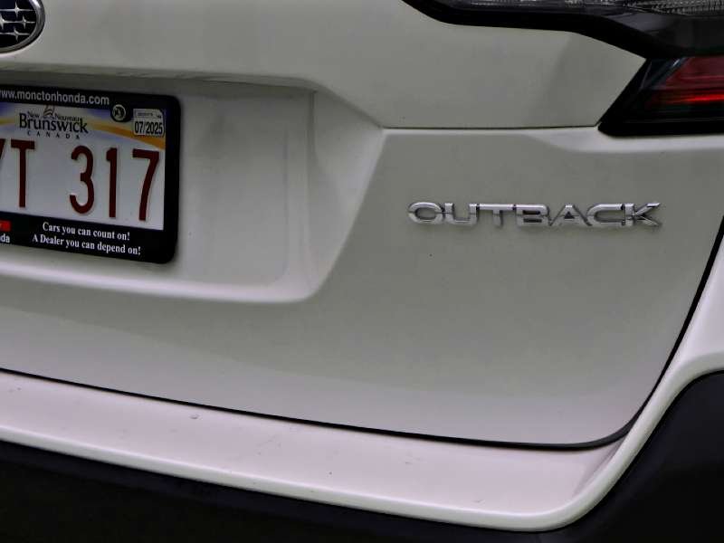 2022 Subaru Outback Touring in Saint John, New Brunswick - 12 - w1024h768px