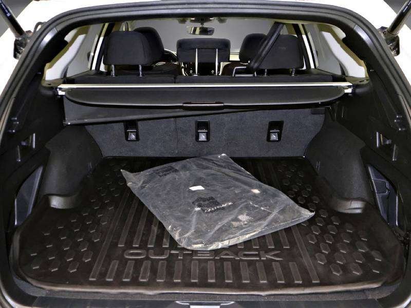 2022 Subaru Outback Touring in Saint John, New Brunswick - 14 - w1024h768px