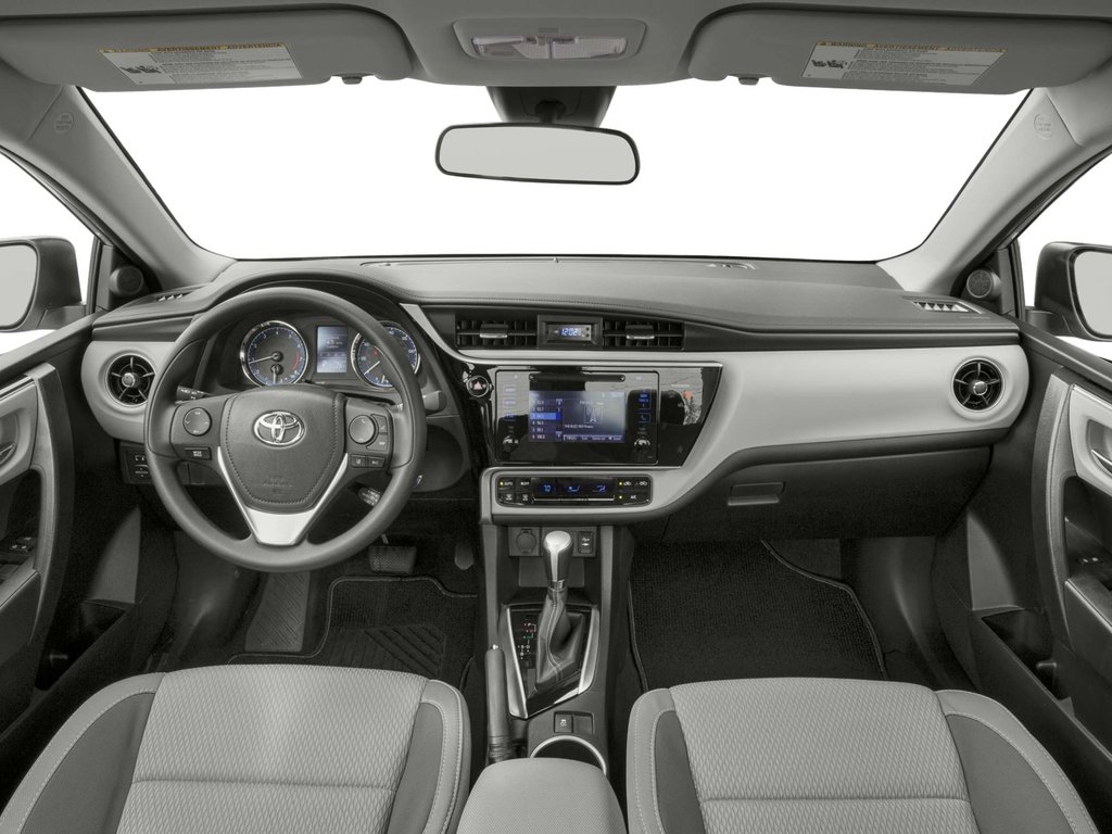 2018 Toyota Corolla LE in Saint John, New Brunswick - 5 - w1024h768px