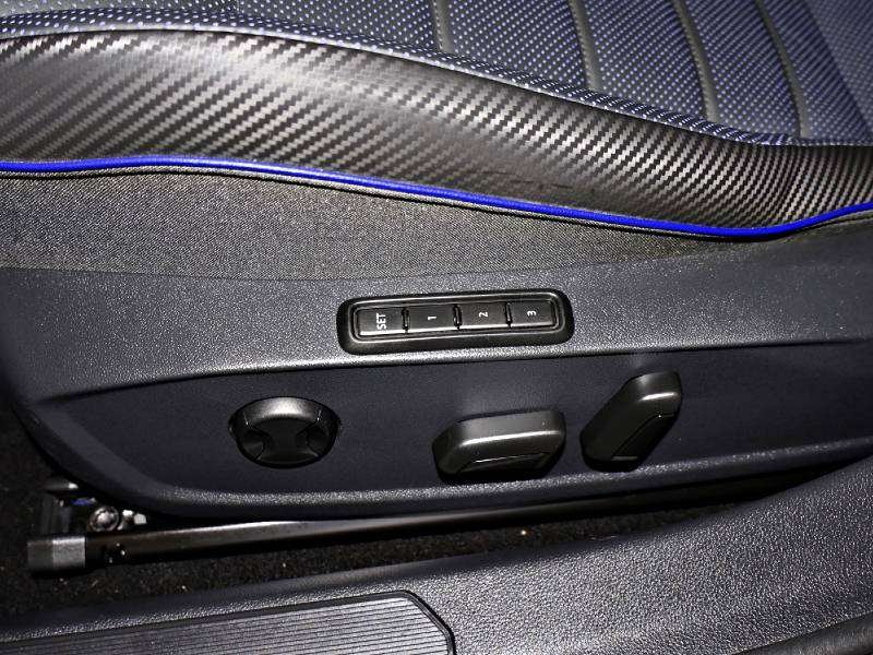 2024 Volkswagen Golf R in Antigonish, Nova Scotia - 16 - w1024h768px