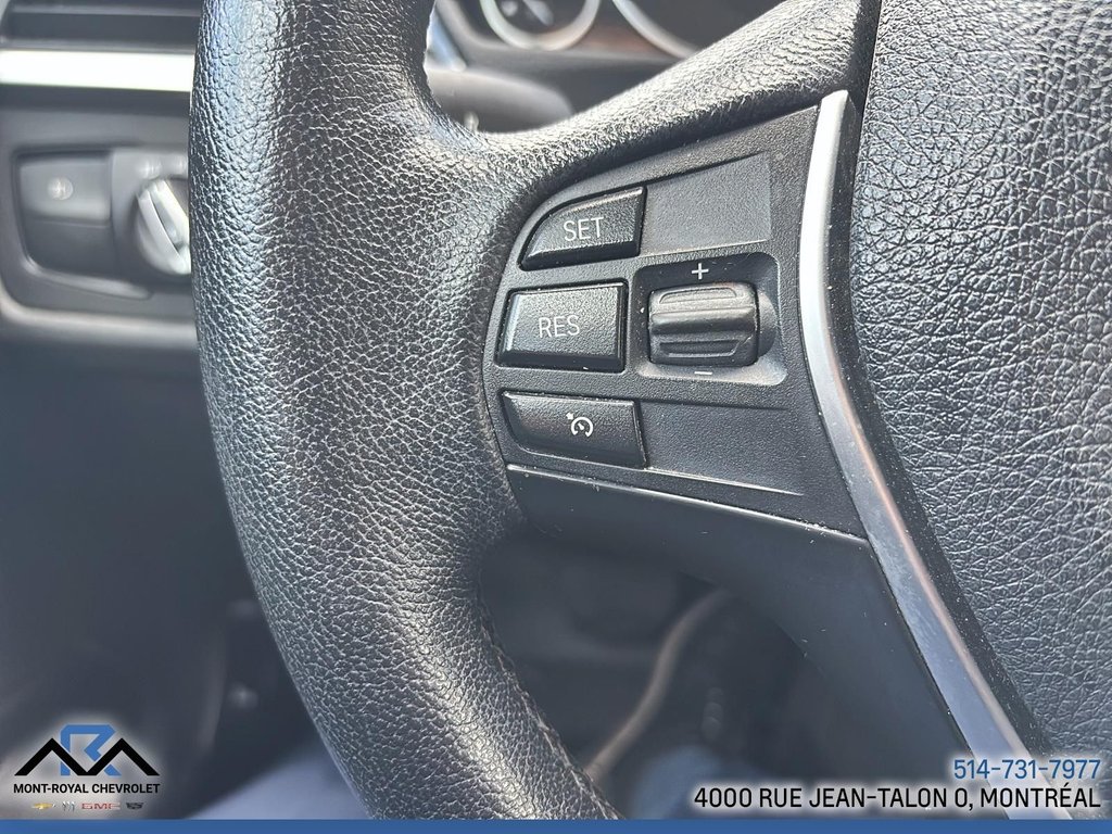 BMW 3 Series 320i xDrive 2014 à Montréal, Québec - 15 - w1024h768px