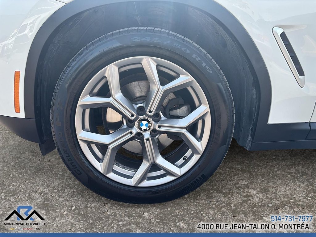 2022 BMW X4 in Montreal, Quebec - 13 - w1024h768px