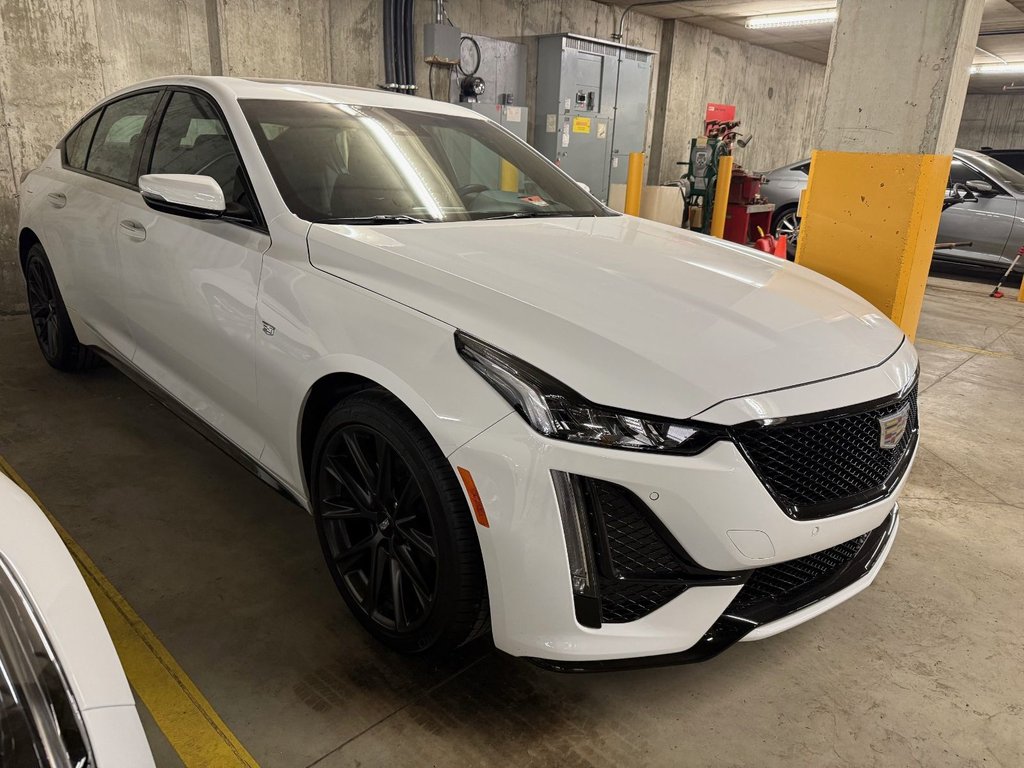 Cadillac CT5  2024 à Montréal, Québec - 2 - w1024h768px