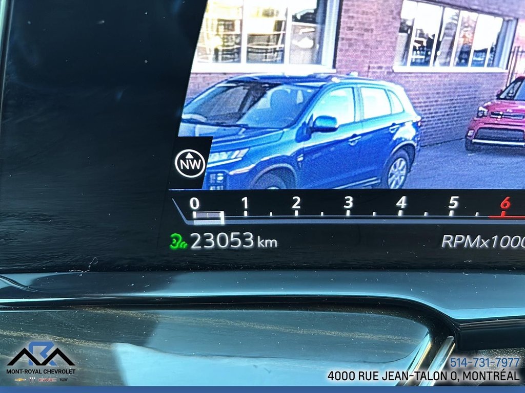 Cadillac Escalade 4WD Premium Luxury 2023 à Montréal, Québec - 30 - w1024h768px