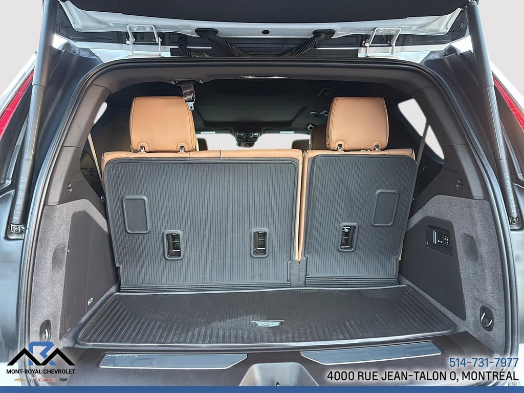 Cadillac Escalade 4WD Premium Luxury 2023 à Montréal, Québec - 24 - w1024h768px