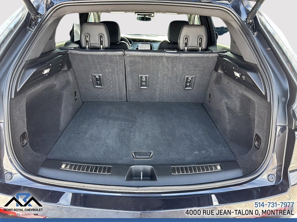 2023 Cadillac XT4 AWD Sport in Montreal, Quebec - 27 - w1024h768px