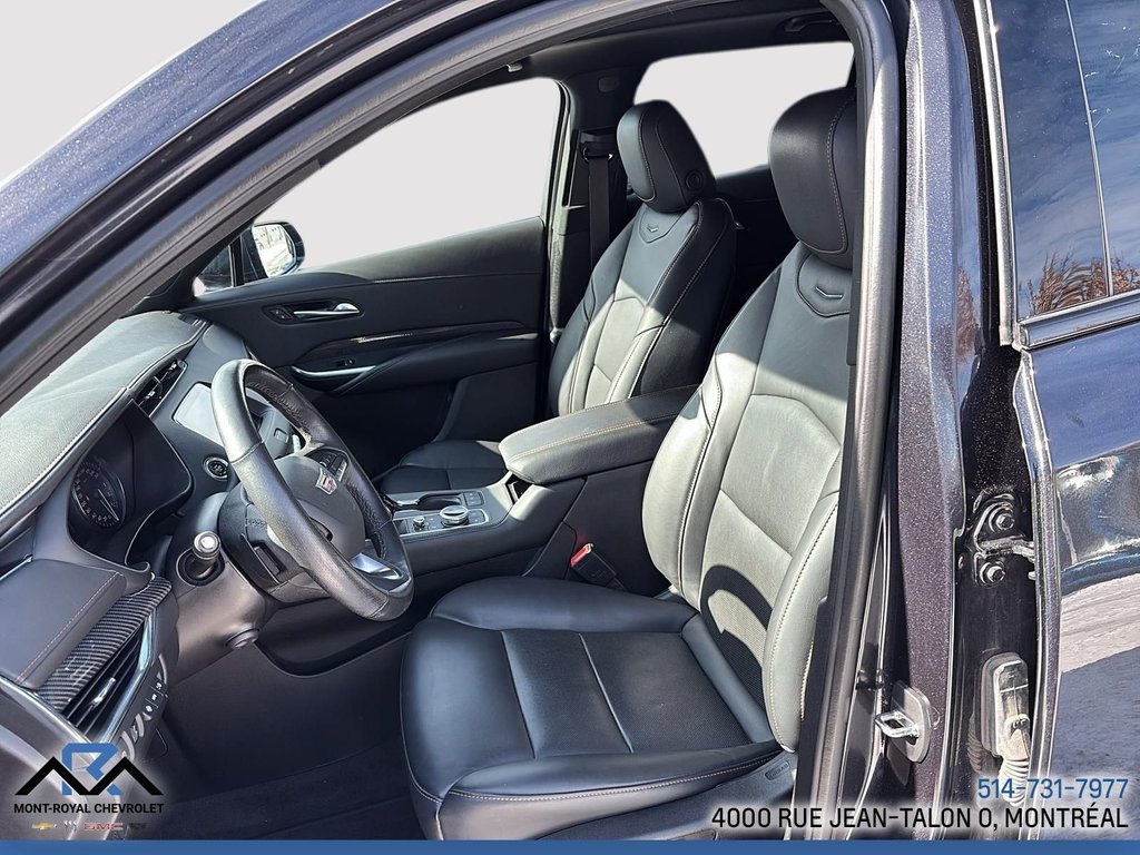 2023 Cadillac XT4 AWD Sport in Montreal, Quebec - 28 - w1024h768px
