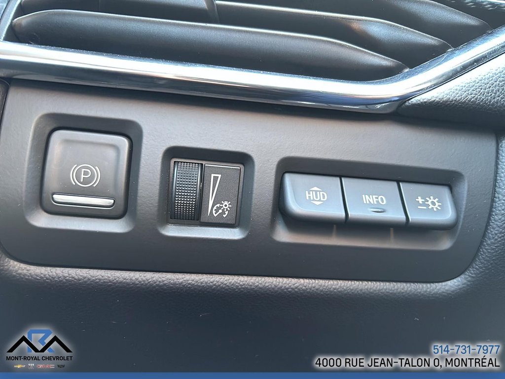 2023 Cadillac XT4 AWD Sport in Montreal, Quebec - 39 - w1024h768px