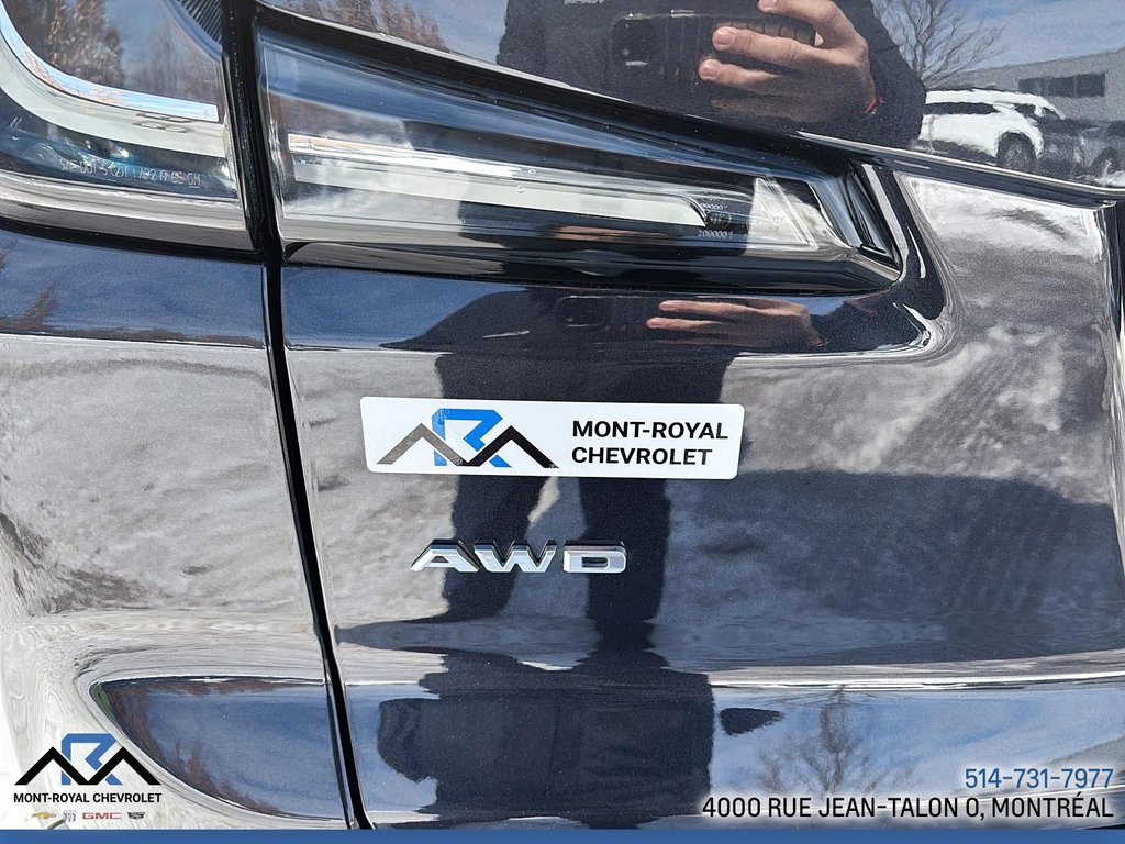2023 Cadillac XT4 AWD Sport in Montreal, Quebec - 35 - w1024h768px
