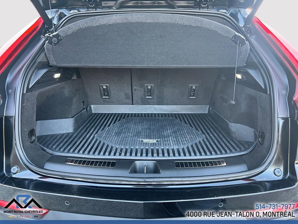 Cadillac XT4 AWD Premium Luxury 2023 à Montréal, Québec - 17 - w1024h768px