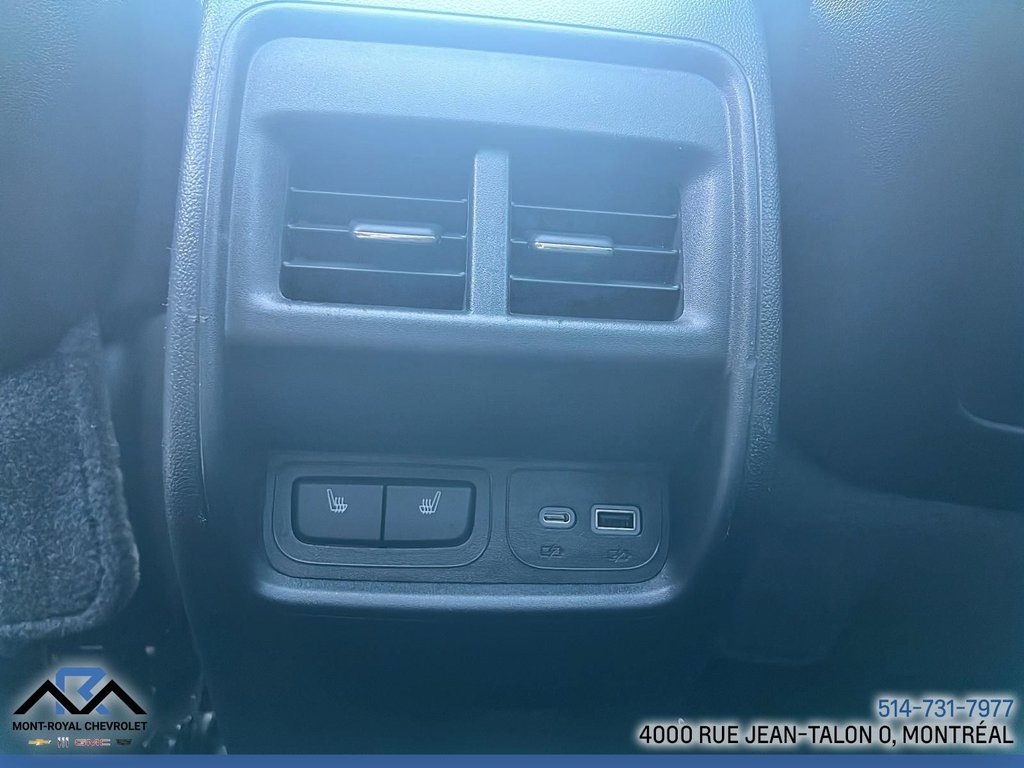 Cadillac XT4 AWD Premium Luxury 2023 à Montréal, Québec - 28 - w1024h768px