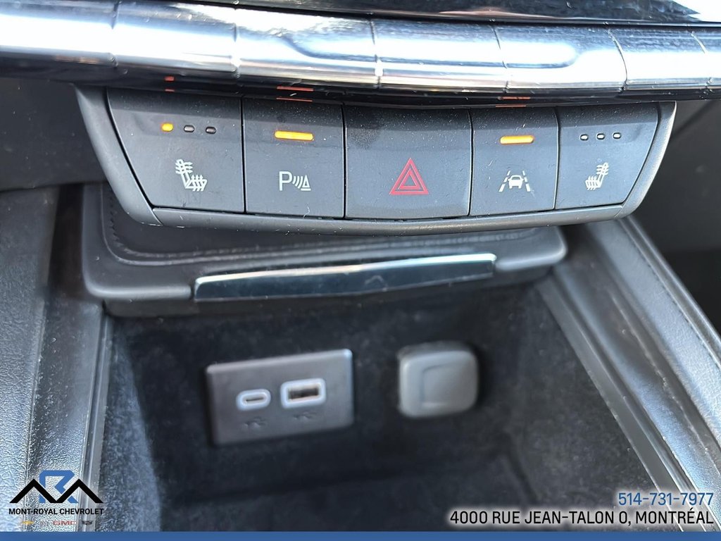 2024 Cadillac XT4 AWD Sport in Montreal, Quebec - 37 - w1024h768px