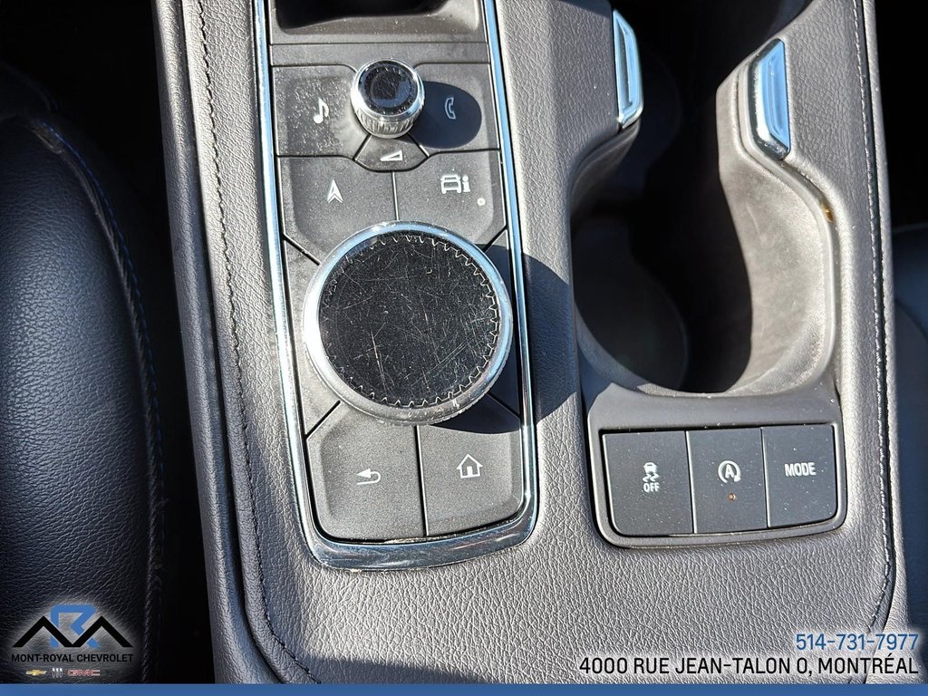 2024 Cadillac XT4 AWD Sport in Montreal, Quebec - 36 - w1024h768px