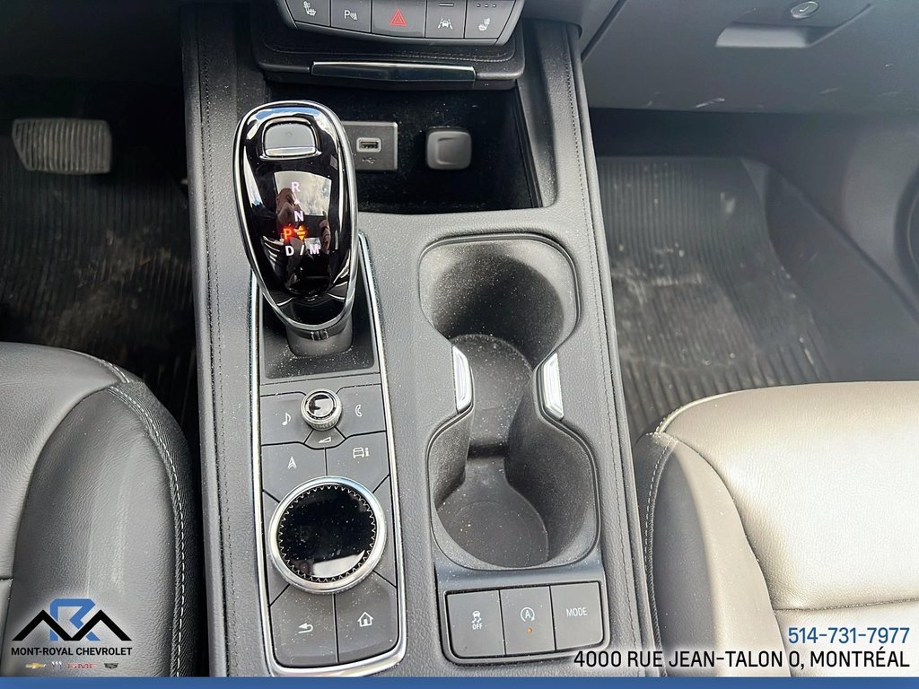 2025 Cadillac XT4 AWD Premium Luxury in Montreal, Quebec - 18 - w1024h768px